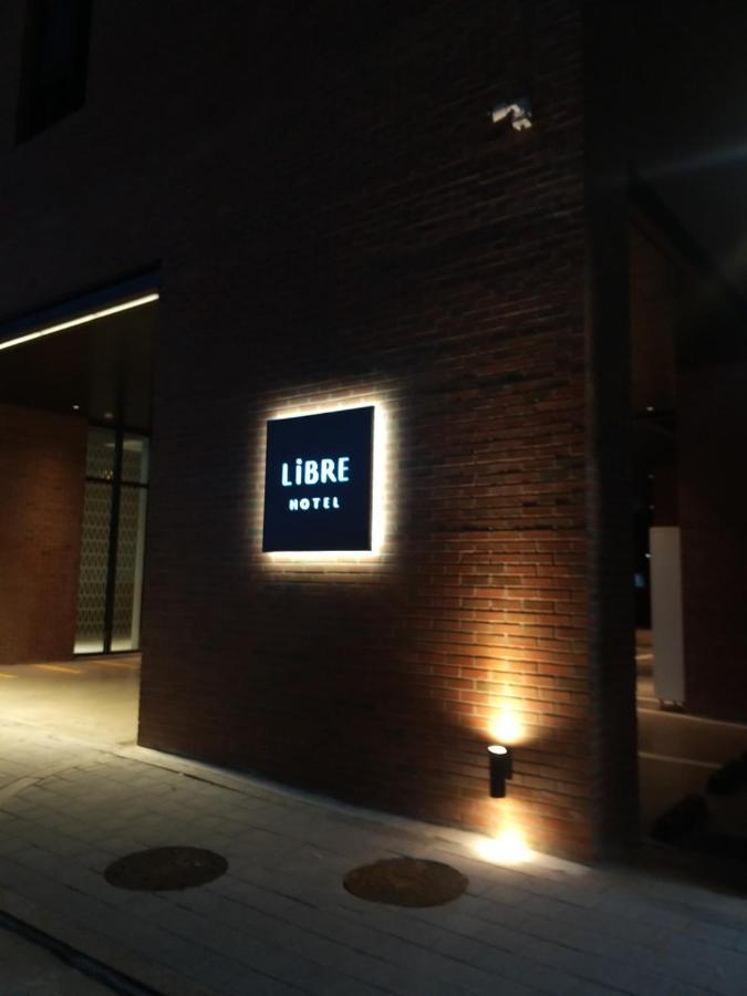 Hotel Libre Siheung Esterno foto